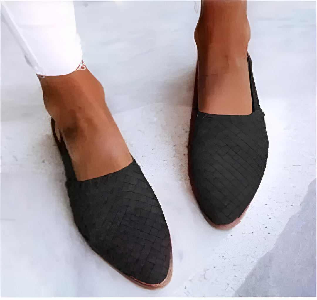 Zuecos modernos para mujer con tira cómoda para uso diario